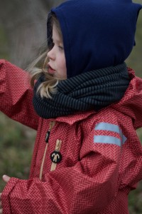 62fb950f0270dc53f964fed4_Ducksday_rainsuit_brick_red (2).jpg