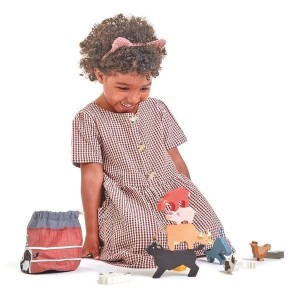 pol_pl_Drewniane-figurki-do-zabawy-zwierzeta-zagrodowe-Tender-Leaf-Toys-1068_2.jpg